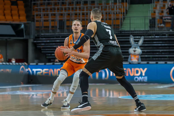 这支在瓜迪 这支在瓜迪